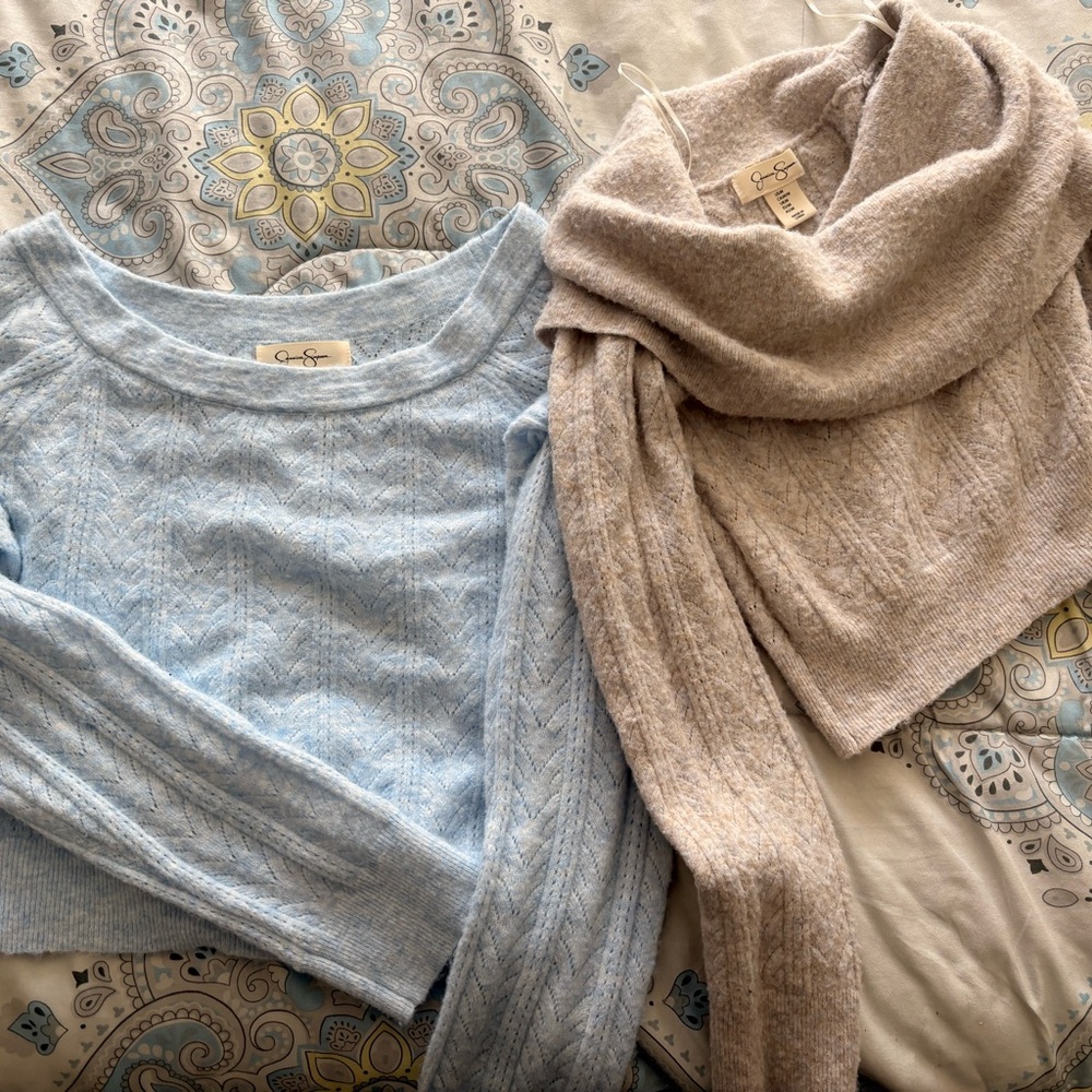 Jessica Simpson Juniors L & M - Blue and Beige sweaters